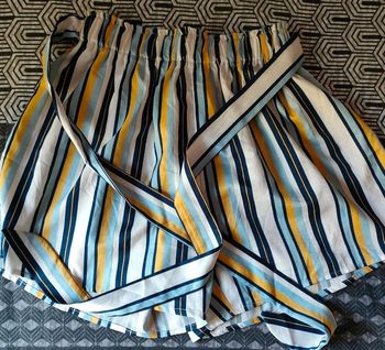 Short femme rayé S avec ceinture