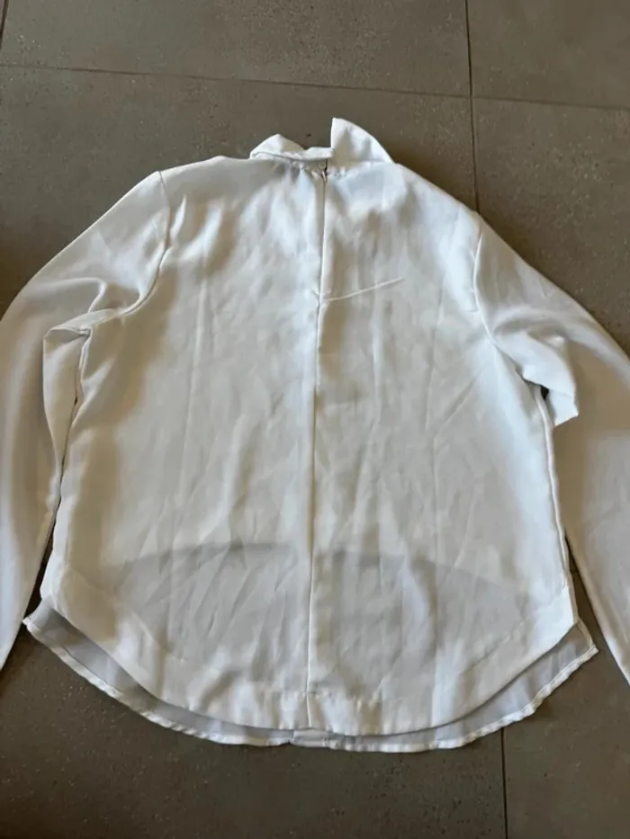 Haut blanc Calliope, taille XL, très bon état - photo numéro 5