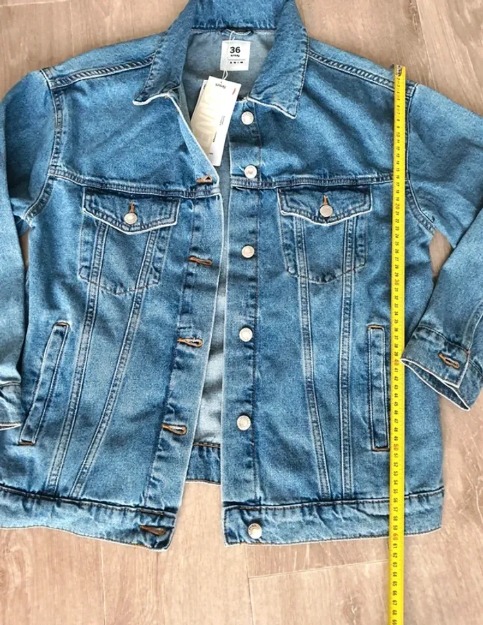 Veste en jean taille 36 coupe oversize - Neuve - photo numéro 3