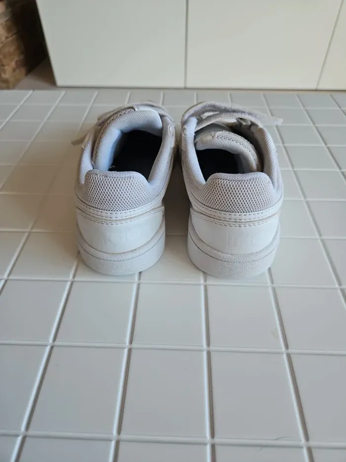 Basket blanc Adidas - photo numéro 4