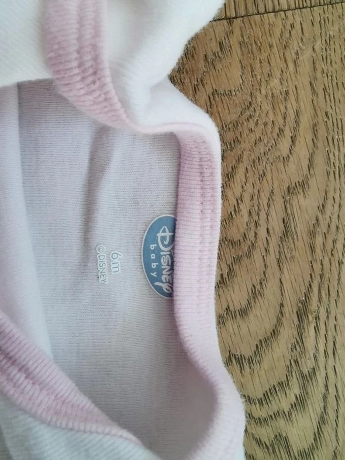 Lot 2 bodies MC Disney 6 mois - photo numéro 2