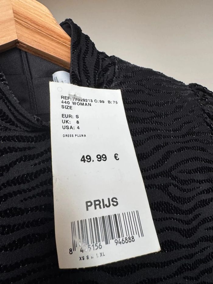 Robe noire effet zébré S Mango - photo numéro 3