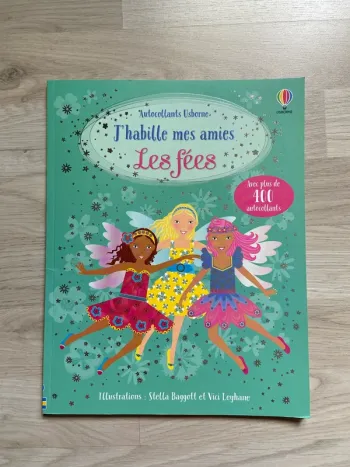Autocollants Usborne - Cahier « J’habille mes amies Les fées »