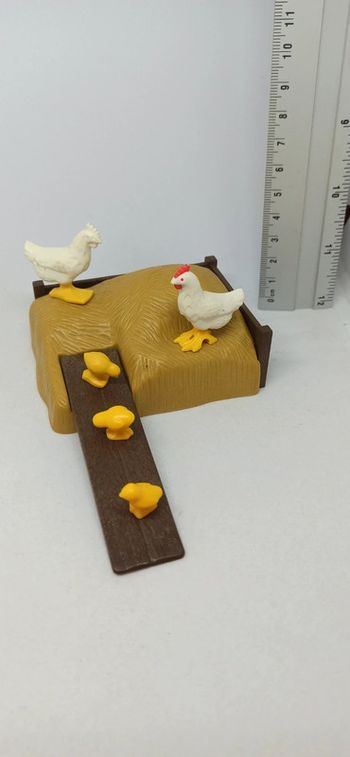 Carré de foin poulailler avec poules et poussins playmobil