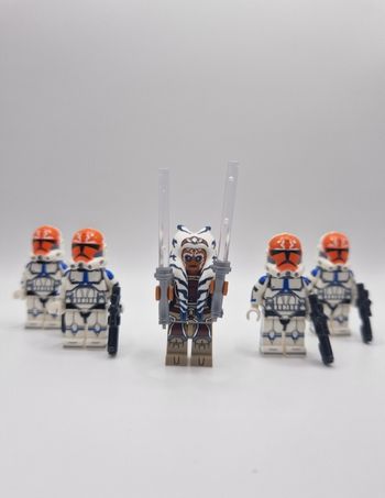 Figurines type lego Jedi Ashoka + 4 clones de la légion d'Ashoka star wars