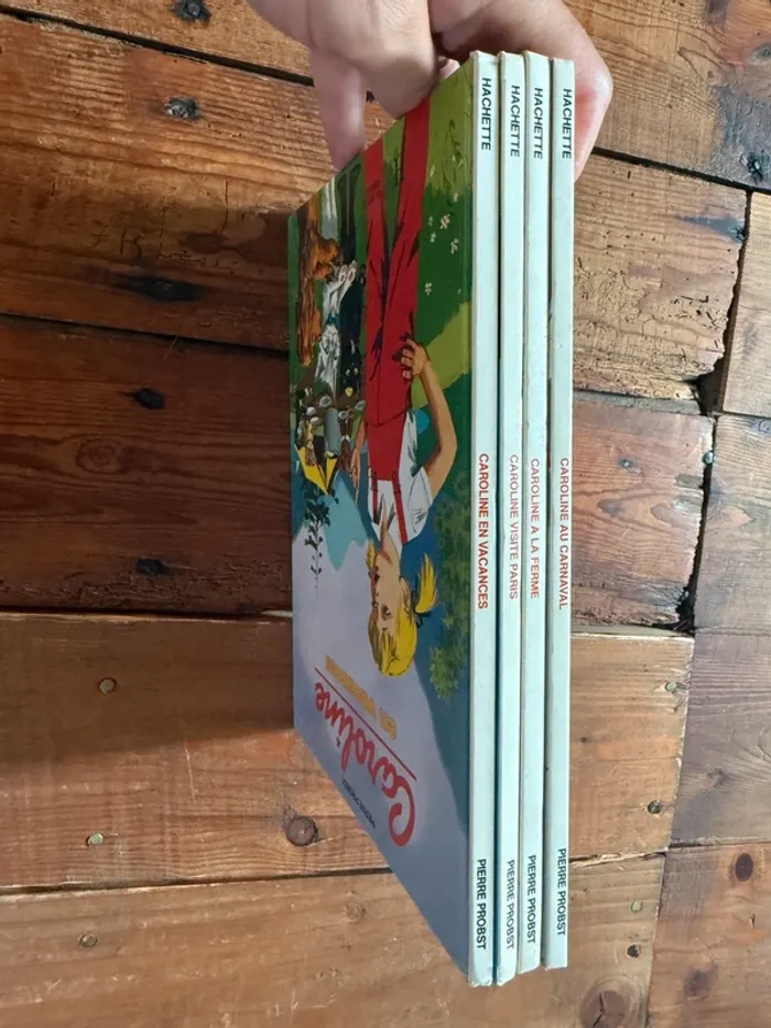 État moyen - Blanc vintage - Lot de 4 livres bd albums Caroline Pierre Probst - photo numéro 11