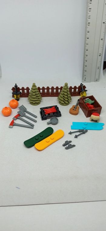 Accessoires de campeur lego