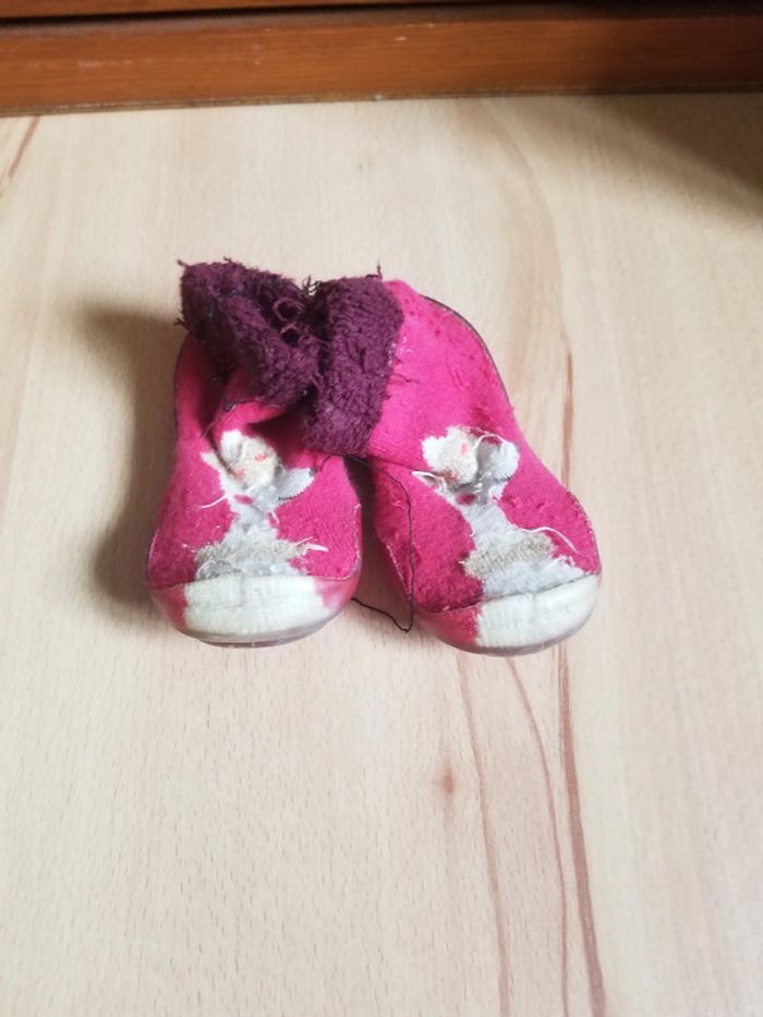 Chaussons taille 19