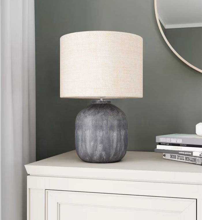 Lampe en céramique noire et abat-jour en jute - photo numéro 2