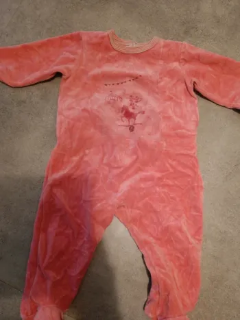 Pyjama rose en velours Petit bateau 74cm