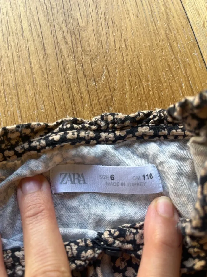 Magnifique robe Zara - photo numéro 2