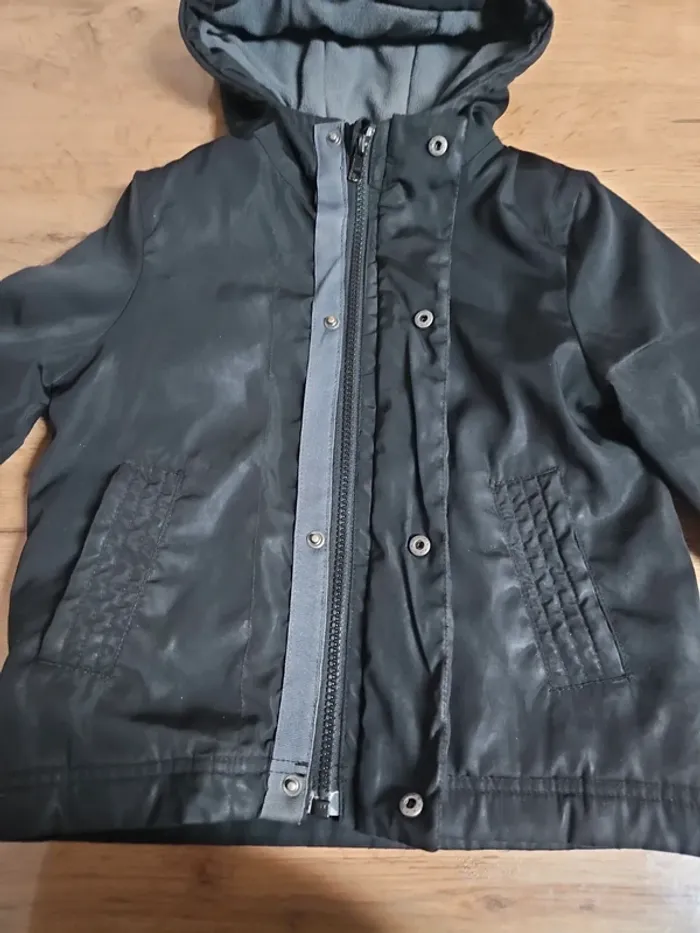 Blouson noir garçon 4 ans ikks - photo numéro 4