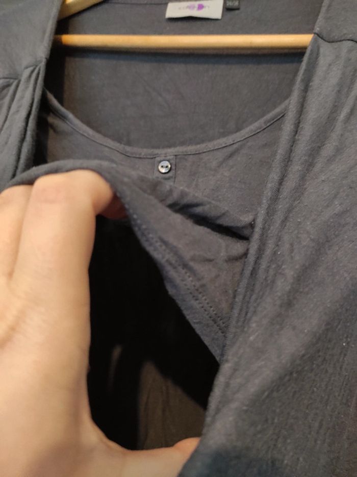 T-shirt d'allaitement - photo numéro 3