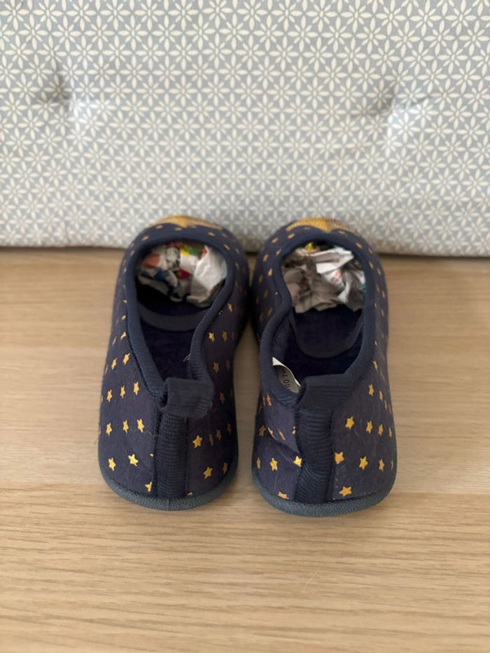 Chaussons "Star" (Pointure : 32) - photo numéro 4