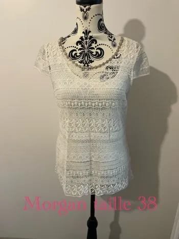 T-shirt blanc manches courtes à dentelle doublé débardeur superposé strass col rond Morgan taille 38