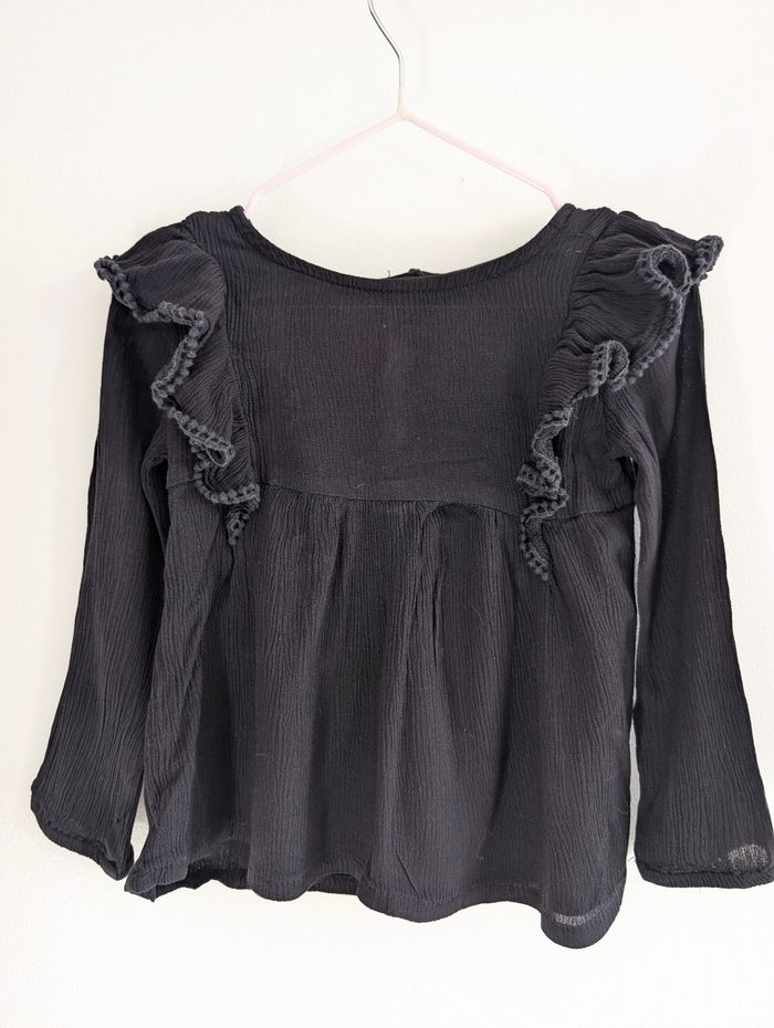 Blouse manches longues à volants noir 4 ans Zeeman