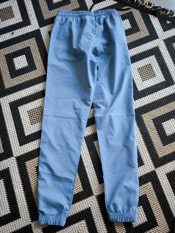 Pantalon jogging taille s comme neuf - photo numéro 2