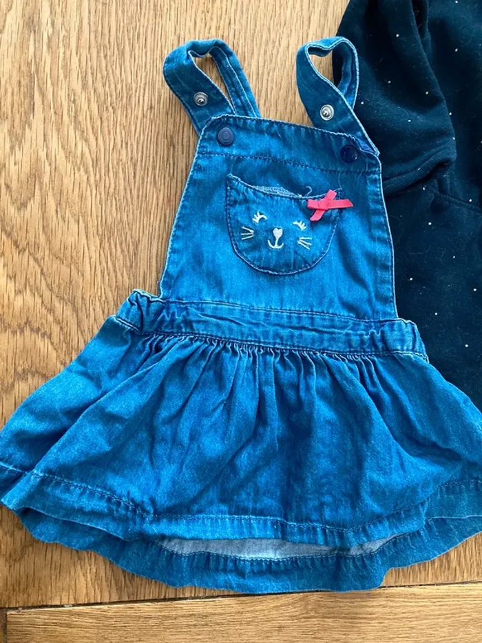 3 robes 9 mois - photo numéro 2