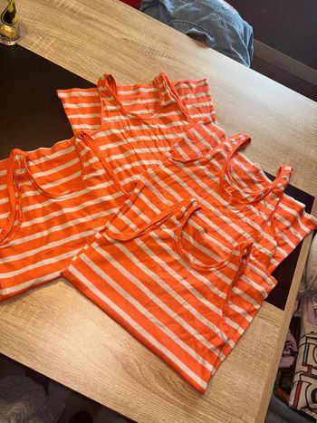 Lot de 4 débardeurs