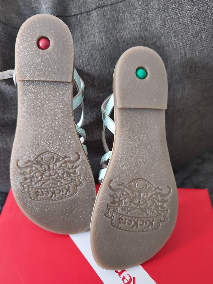 Sandale Kickers neuve - photo numéro 3