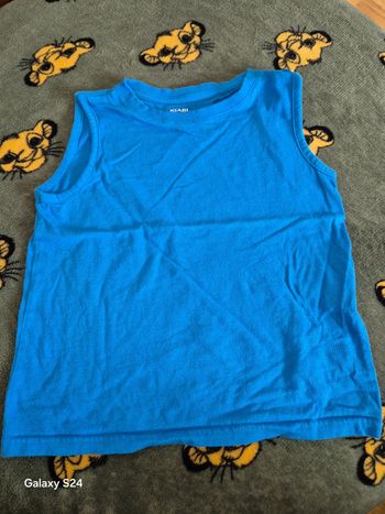 T shirt sans manches