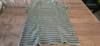 La halle haut côtelé taille S ado 162 cms