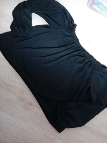 Haut Bershka taille xs