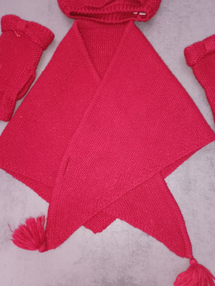 Bonnet + écharpe+ gants - photo numéro 5