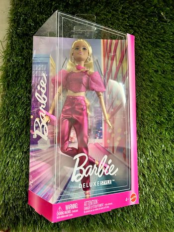 BARBIE DELUXE BLONDE DISCO