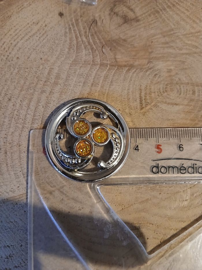 Lot de 22 cercle rondelles argenté paillettées orange accessoires loisirs créatifs bijoux ou autre - photo numéro 3