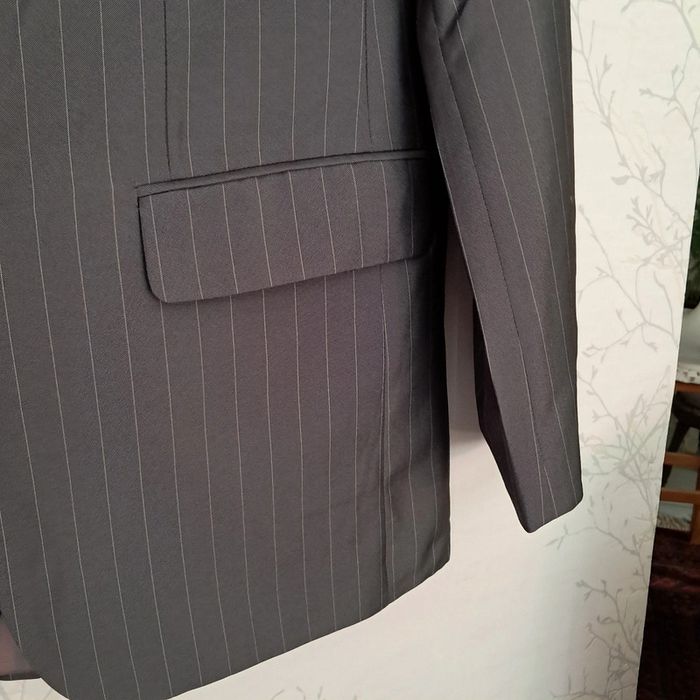 Veste de costume gris rayé - photo numéro 4