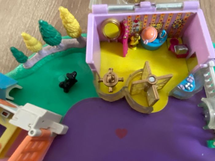 Polly Pocket Magical Movin Pollyville 1996 - photo numéro 5