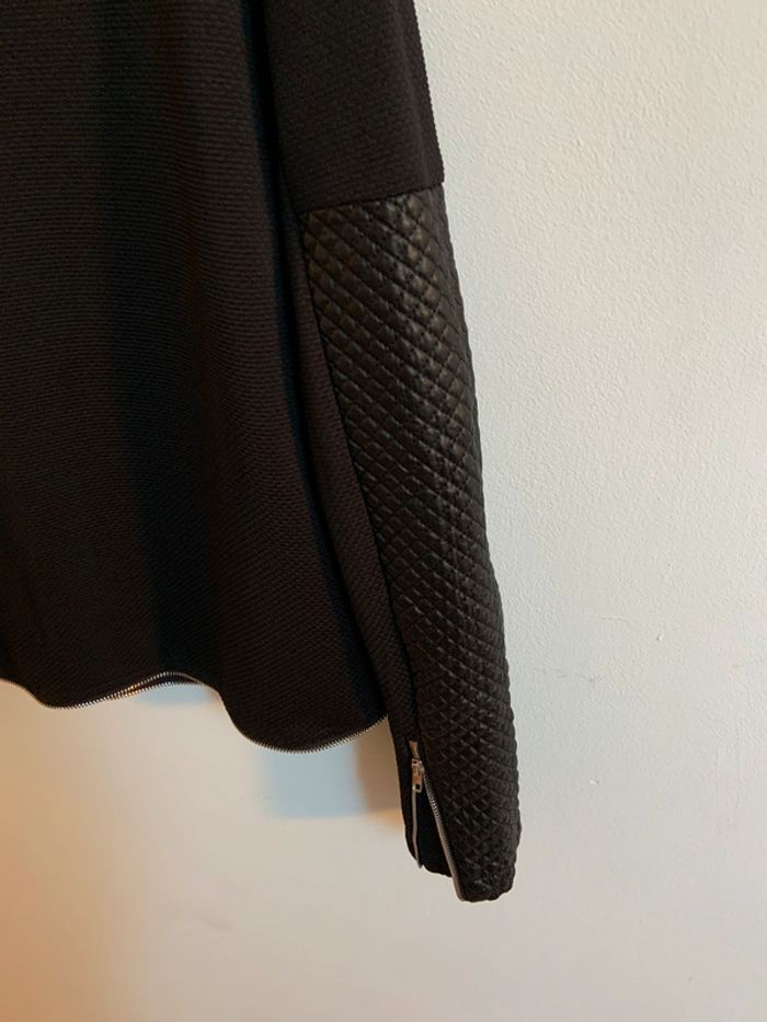 Pull noir - photo numéro 5