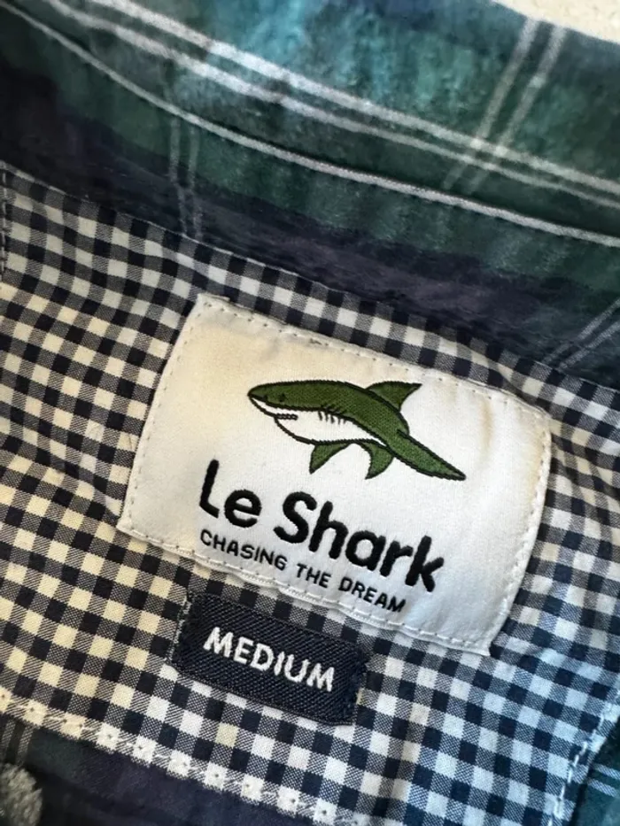 Chemise Le Shark, taille M, très bon état - photo numéro 4