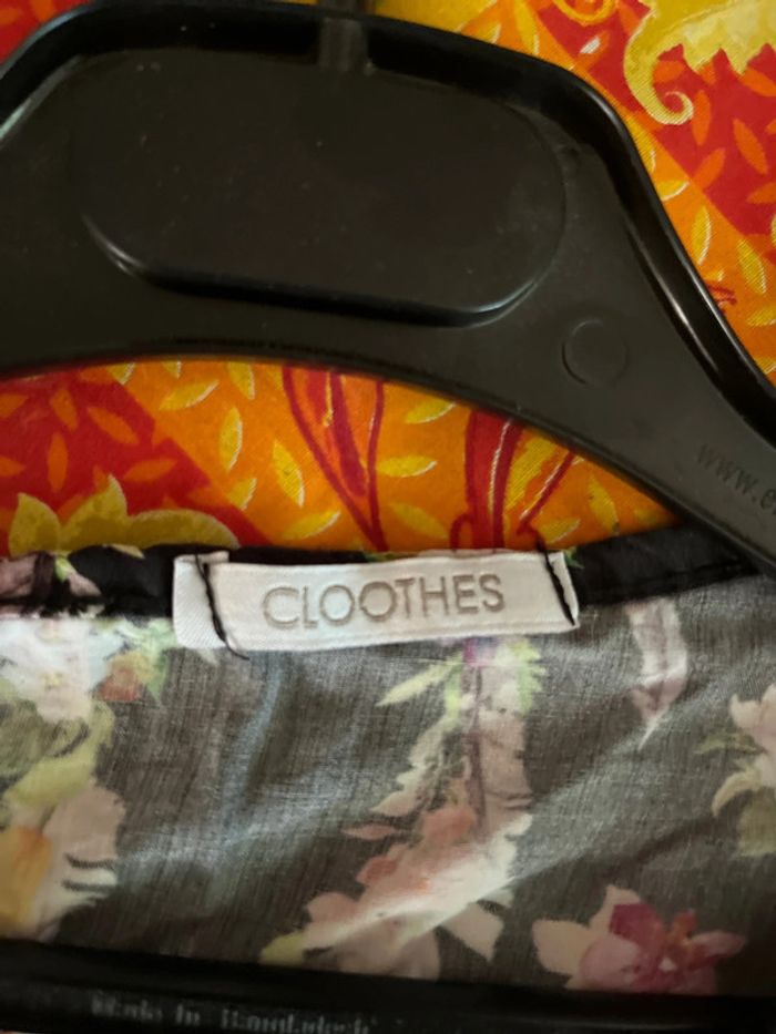 Haut Cloothes taille M - photo numéro 3