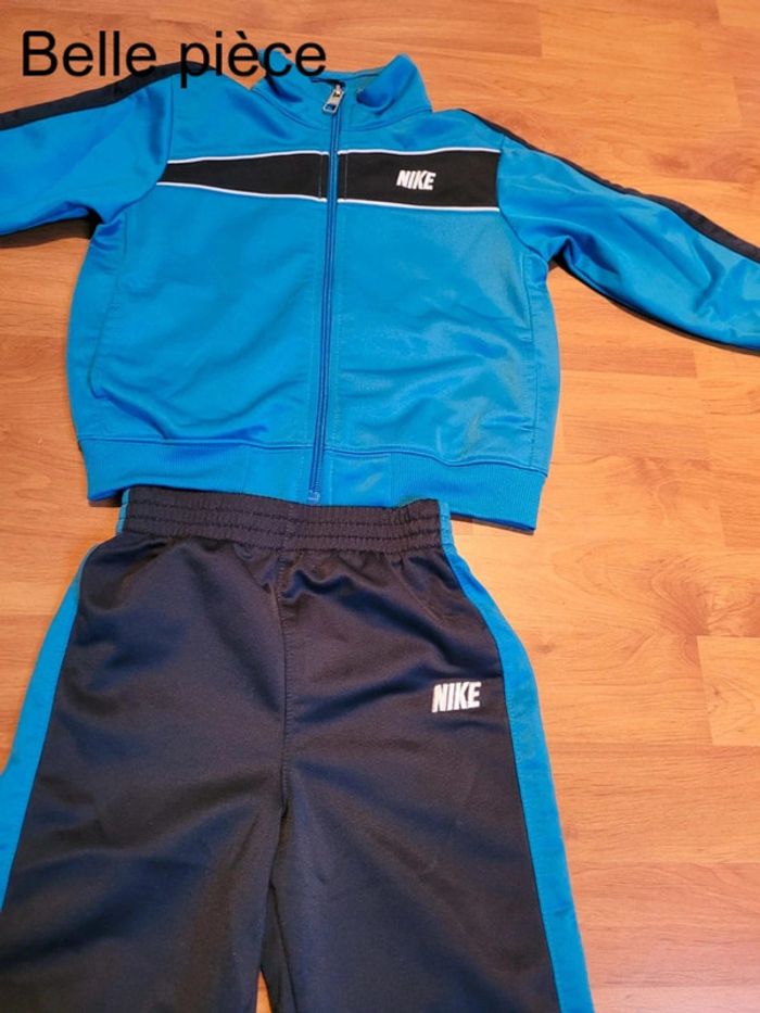 Ensemble nike bébé - photo numéro 3