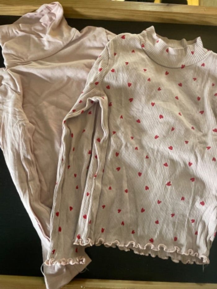Lot de dessous de pulls