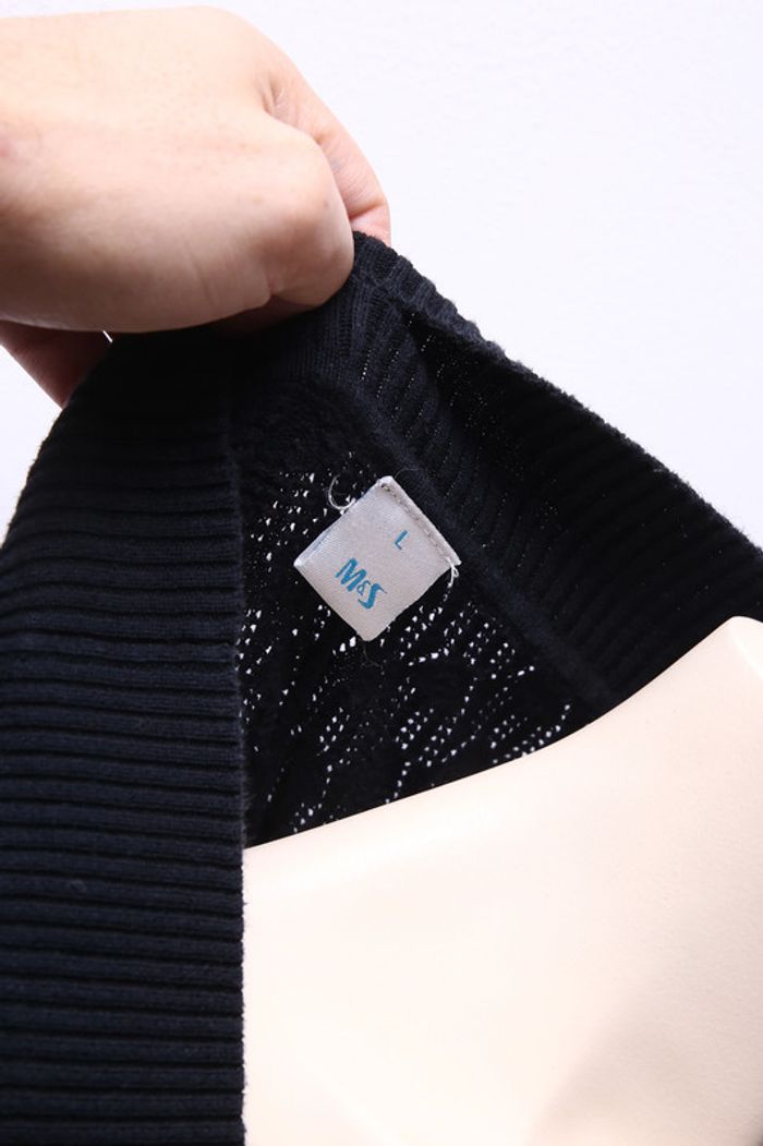 Pull échancré - photo numéro 2