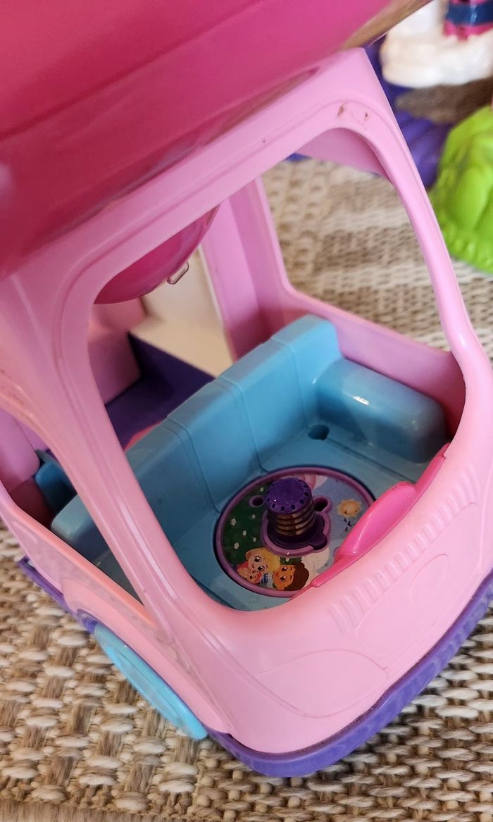 La Boutique des Minnie + La Balançoire des Licornes  + Le Camping Car Magique - photo numéro 5