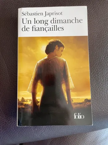 Un long dimanche de fiançaille