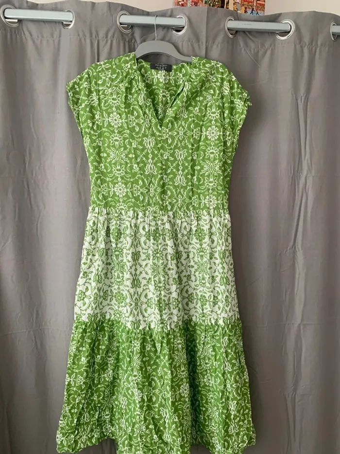 robe avec motifs
