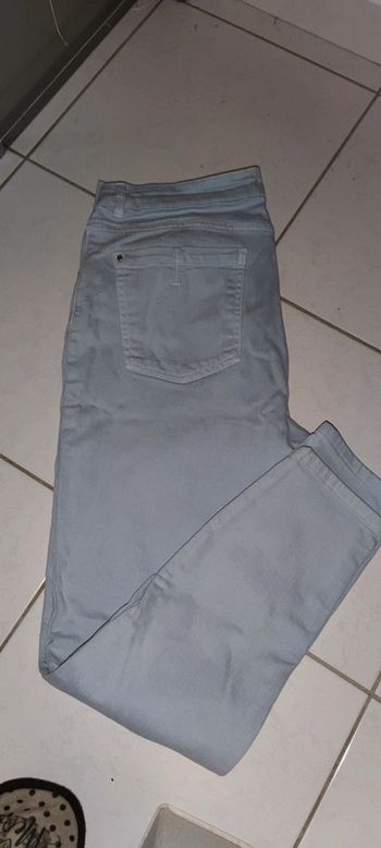 Jeans bleu ciel