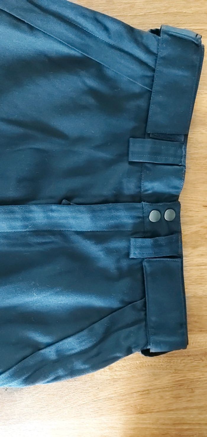 Short bleu marine - photo numéro 2