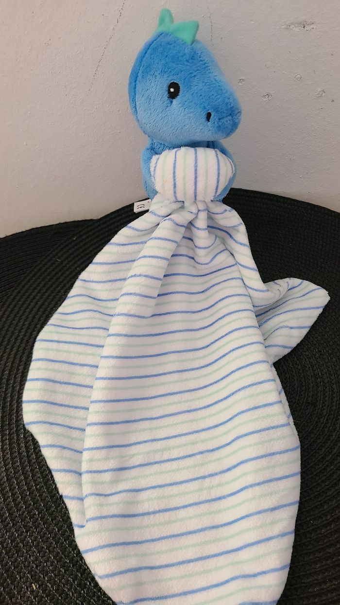 Dunnes Stores doudou dinosaure bleu Saint Bernard rayée bleu - photo numéro 2