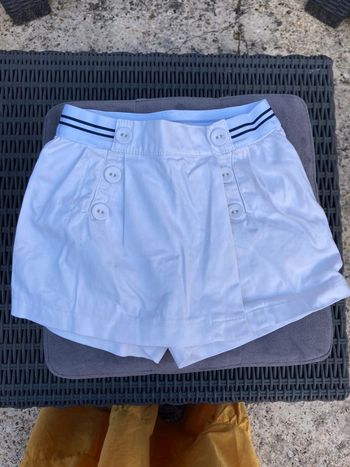 Jupe short blanc Cyrillus 4 ans (grand)