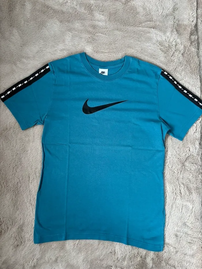 tee shirt nike bleu vert - photo numéro 2