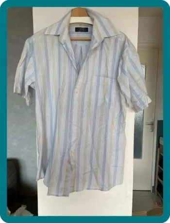 Chemise à rayures