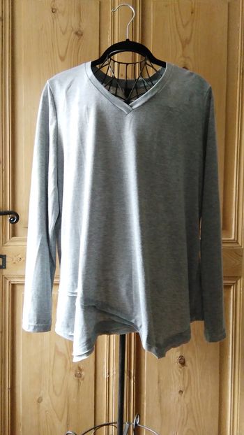 Top asymétrique gris clair neuf Shein