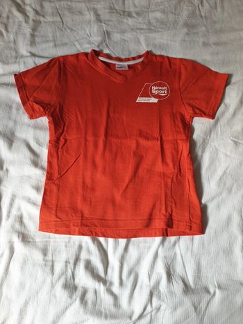 Tee-shirt col v orange taille 8 10 ans