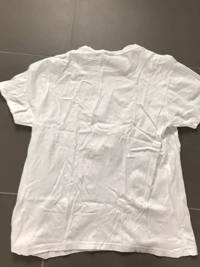 T shirt richemonts taille M neuf - photo numéro 3